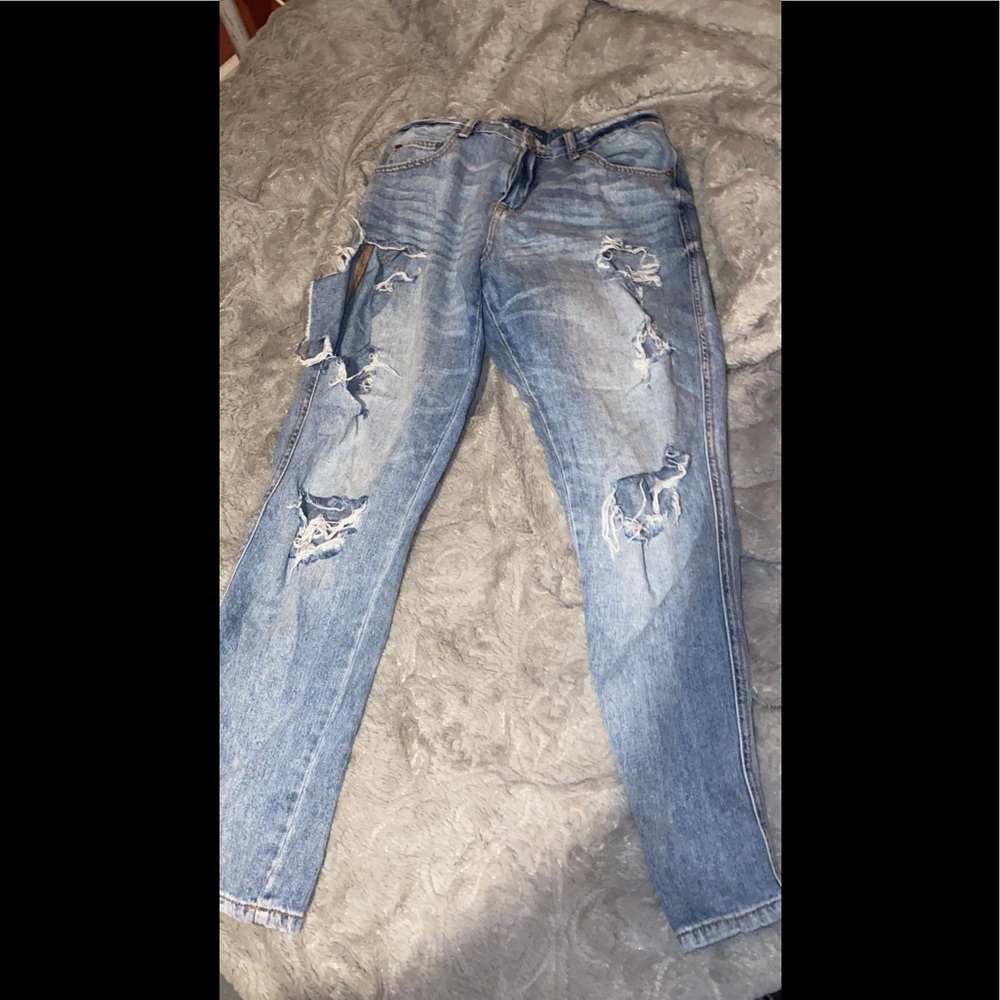 Ripped jeans